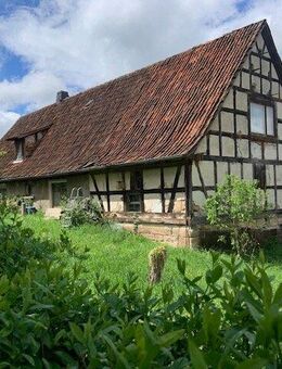 Hellingen - zauberhaftes Bauernhaus renovierungsbedürftig mit großem Grundstück - Hellingen
