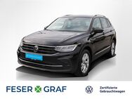 VW Tiguan, 1.5 TSI Move, Jahr 2024 - Forchheim (Bayern)