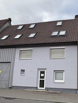 Immobilie mit zwei Wohnungen - Ideal zum vermieten - Albstadt