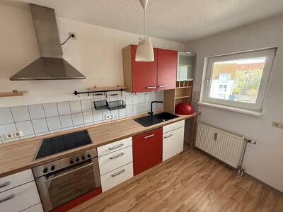 Gepflegte 3-Zimmer-Dachgeschosswohnung am Hageberg mit Einbauküche
