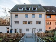 Attraktives 6-Familienhaus in Stuttgart- Mühlhausen - Stuttgart
