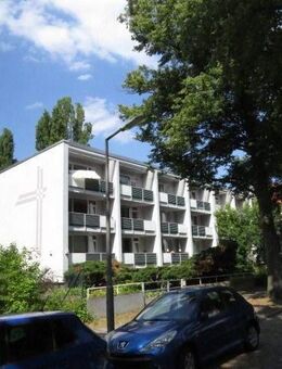 Zehlendorf, klass. 60`-Jahre-Apartment im 2. OG, großer Südbalkon über die ganze Zimmerbreite in ruhiger, grüner Wohnlage - vermietet - Berlin