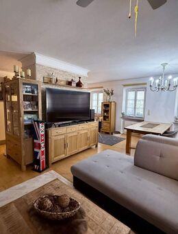 Charmante 4-Zimmer-Eigentumswohnung in denkmalgeschütztem Stadthaus in Waldkirchen - Waldkirchen