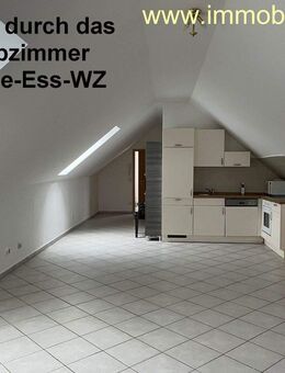 Geräumige Dachgeschoss-Wohung / WFL 70 m² / Komb. K-E-Wohnzimmer / Küchenzeile integriert / Fußbodenheizung / zu vermieten. - Neunburg (Wald) Zentrum