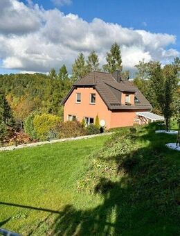 Einfamilienhaus in Burkhardtsdorf bei Chemnitz: 100 m², Traumlage, Terrasse, Grün, Wärmepumpe &Kamin - Burkhardtsdorf