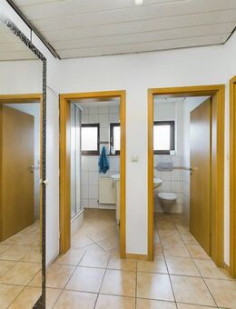 EG Wohnung mit großem Gartenbereich inkl. PKW Garage - Göppingen