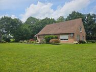 Älteres Einfamilienhaus in traumhafter Stadtrandlage mit Blick über Wiesen und Felder - Leer (Ostfriesland)