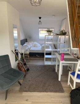 Gemütliche Dachgeschosswohnung mit Altstadtflair - ideal für Singles oder Paare - Nürnberg