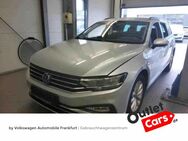 VW Passat Variant, 2.0 TDI Business Heckleuchten PASSAT 2 0BusinDT110 TDID7F, Jahr 2020 - Frankfurt (Main)