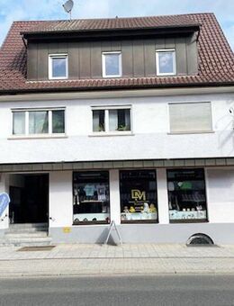 Drei-Zimmer-Wohnung mit sehr großer Dachterrasse - Trossingen