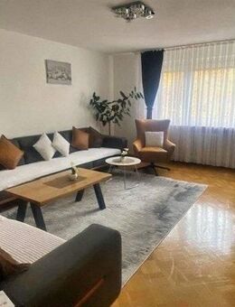 Kernsanierte 4-Zimmer-Wohnung in zentraler Lage von Backnang - Backnang