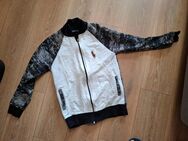 Herren Pully Polo Ralph Lauren Gr M , weiß Grau Farbe , in Top zustand - Langquaid