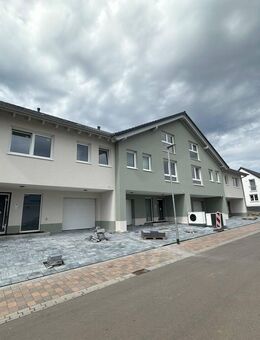 Unterkellertes Reihenendhaus mit Garage in Neubaugebiet von Otterberg ! - Otterberg