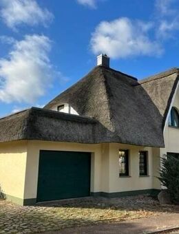 Reetdachhaus mit Wasserblick - Sauzin