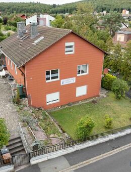 Einfamilienhaus mit Einliegerwohnung in Garitz - Bad Kissingen