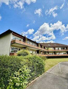 Sanierte 2-Zimmer-Wohnung in bevorzugter Kurpark- und Innenstadtlage - Bad Pyrmont