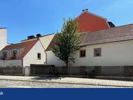 *Baudenkmal in Bestlage, solide vermietet* Wohnhaus mit Kita in der Innenstadt von Regensburg - Regensburg