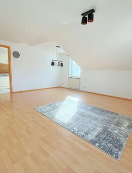 Rodgebiet: Grosszügige 3.5 Zimmer Maisonette Wohnung über den Dächern Pforzheims - Pforzheim