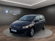 VW Touran, 2.0 TDI Comfortline TOUCH, Jahr 2021 - Amelinghausen