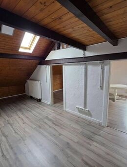 2 Zimmer Wohnung inkl. Einbauküche und Wannenbad - Riegelsberg