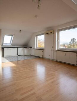 Zentral gelegene und helle 2 Zimmer Wohnung nah an der Innenstadt - Buxtehude