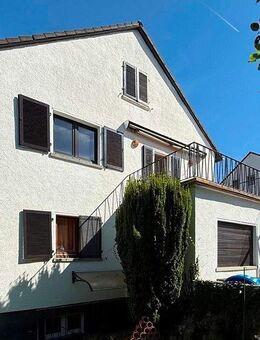 Eschborn: 2,5-Zimmer-Wohnung mit Gartenanteil in kleiner Wohneinheit und citynaher Lage - Eschborn