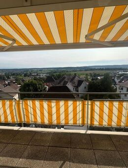 Schöne 3-Zi. DG. Wohnung in Gailingen – Seniorengerecht und komfortabel, mit Aufzug. Sofort frei! - Gailingen (Rhein)