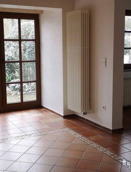 Single oder max. 2 Personen, EG Wohnung mit separatem Eingang und Terrasse, ca. 72qm - Hemer