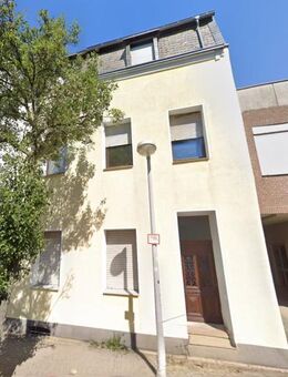Charmante Dachgeschosswohnung in ruhiger Lage von Mülheim-Styrum - Mülheim (Ruhr)