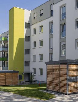 Modernes Wohnvergnügen: Helle 3-Zimmer-Wohnung mit Balkon und zeitgemäßem Komfort - Villingen-Schwenningen