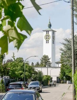Helle Erdgeschosswohnung mit Sonnenterrasse in bester Lage von Kleinhadern - München