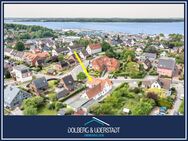 Mehrfamilienhaus mit ca. 137m² Wohnfläche + ca. 230 m² Nutzfläche in attraktiver Wohnlage von Laboe - Laboe