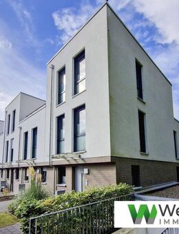 Modernes Townhouse mit großzügigem Raumkonzept, 5 Zimmern, Dachterrasse und Garten, Effizienz A+ - Provisionsfrei! - Norderstedt