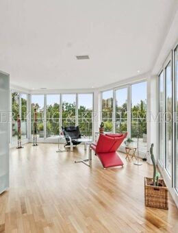 Frei lieferbares Mehrfamilienhaus in Alsternähe Hamburg-Uhlenhorst 7 Wohneinheiten, 3 Garagen - Hamburg