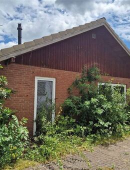 Käuferprovisionsfrei: Renovierungsbedürftiges, ebenerdiges Einfamilienhaus im skandinavischen Stil! - Börnsen