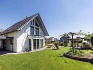 Modernes und top gepflegtes Einfamilienhaus mit ELW in idyllischer Randlage - Gaienhofen