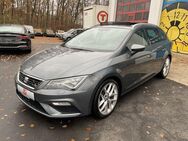 Seat Leon ST FR Navi LED AHK PDC Leder Panoramadach - Gießen