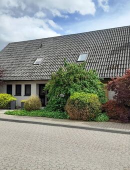 Sehr schickes und geräumiges Einfamilienhaus - auch als Zweifamilienhaus ausbaubar - für den gehobenen Anspruch in Berne - Berne