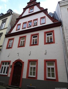 2-ZKB-Wohnung m. Küche u. Balkon in historischem Haus, KO-Ehrenbreitstein. Terminanfragen nur online. - Koblenz
