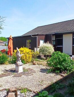 Sonniger Bungalow in ruhiger und idyllischer Lage in Hördt - Hördt