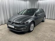 VW Golf, 1.0 TSI VII Join, Jahr 2018 - Passau