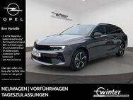 Opel Astra, 1.2 Sports Tourer LENKRAD °, Jahr 2022 - Großröhrsdorf