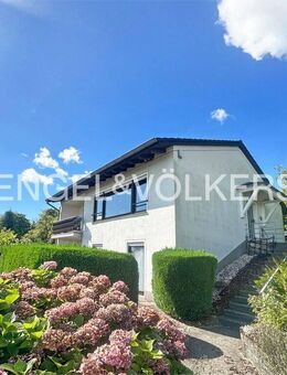 Gepflegtes Einfamilienhaus mit Weitblick in beliebter Lage - Winden (Landkreis Rhein-Lahn-Kreis)