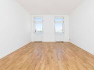 Frisch sanierte 2-Zimmer-Altbauwohnung mit Balkon - perfekt für Paare - Leipzig
