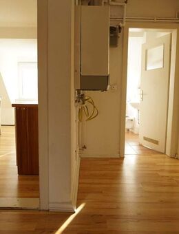 Gemütliche Dachwohnung in der Südstadt sucht neue Bewohner - Kassel