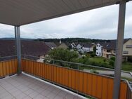 Gepflegte Maisonettewohnung mit 4,5 Zimmern in Singen-Überlingen am Ried zu vermieten - Singen (Hohentwiel)