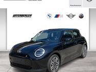 MINI Cooper S, E Classic Trim Glasd, Jahr 2022 - Rosenheim