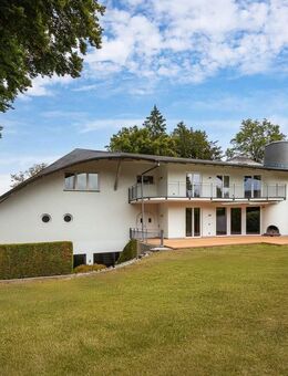 Villa am Isarhochufer mit privatem Spa - Grünwald