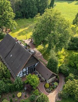 Einzigartiges Fachwerkanwesen mit zwei Fachwerkhäusern und idyllischer, parkähnlicher Gartenanlage! - Bramsche