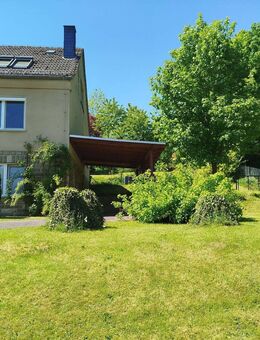 Attraktive Doppelhaushälfte mit großem Grundstück in ruhiger Ortslage zu verkaufen. - Creuzburg